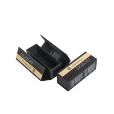 Double-flap box with magnetic closure